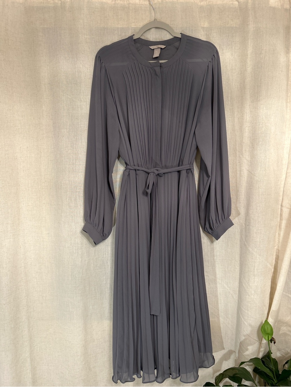 H&M Gray Pleated Midi Dress Belted Long Sleeve Size XL